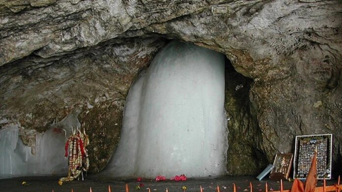 Amarnath Yatra 2024: Fresh Batch of 4383 Yatris Embark on Pilgrimage Amid Tight Security