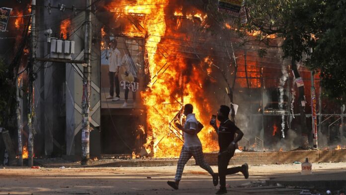 Bangladesh Protests: Over 300 Dead Amid Calls for PM Hasina's Resignation